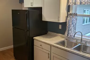 304 Depot St, Walnut, IL 61376 - Photo 5