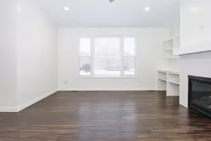 2935 Glendale Ln, Normal, IL 61761 - Photo 5