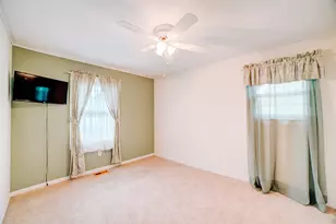 204 Kellerhal Dr, Cissna Park, IL 60924 - Photo 27