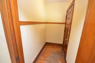 923 17th St, Rockford, IL 61104 - Photo 5