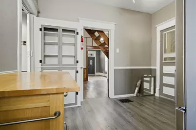 603 W Oakland Avenue, Bloomington, IL 61701 - Photo 17