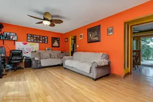 7254 Fair Elms Ave, Burr Ridge, IL 60527 - Photo 9