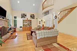 608 Glenwood Ln, Glenview, IL 60025 - Photo 9