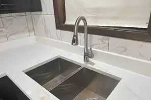 19208 Pine Dr, Country Club Hills, IL 60478 - Photo 9