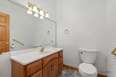 28232 N Gilmer Road, Mundelein, IL 60060 - Photo 11