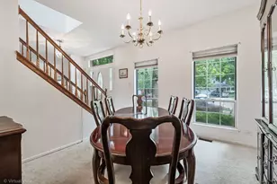 920 Plymouth Ct, Algonquin, IL 60102 - Photo 3