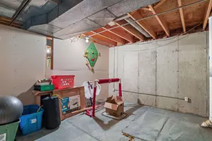 920 Plymouth Ct, Algonquin, IL 60102 - Photo 21