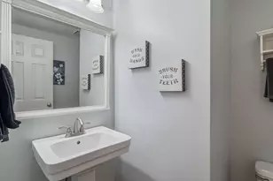 920 Plymouth Ct, Algonquin, IL 60102 - Photo 11