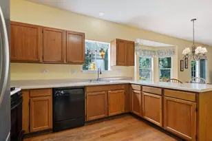 920 Plymouth Ct, Algonquin, IL 60102 - Photo 7