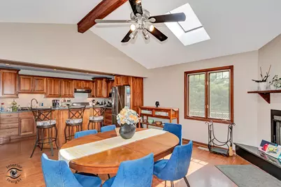 8838 Oakwood Drive, Hickory Hills, IL 60457 - Photo 9