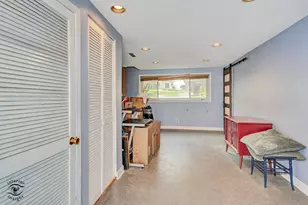 8838 Oakwood Dr, Hickory Hills, IL 60457 - Photo 23