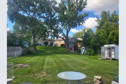 8838 Oakwood Drive, Hickory Hills, IL 60457 - Photo 29