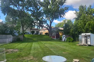 8838 Oakwood Dr, Hickory Hills, IL 60457 - Photo 29