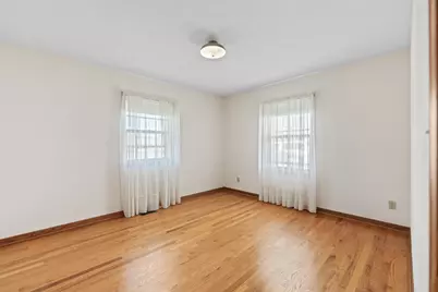 844 S 7th Street, Dekalb, IL 60115 - Photo 11