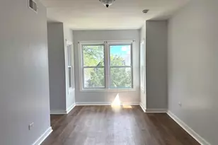 1632 N Fairfield Ave, Chicago, IL 60647 - Photo 3