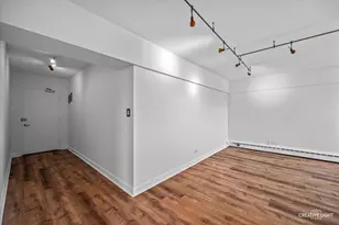 4960 N Marine Dr, Chicago, IL 60640 - Photo 3