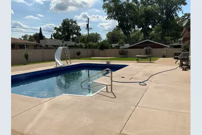 378 Oakwood Drive, Crete, IL 60417 - Photo 15