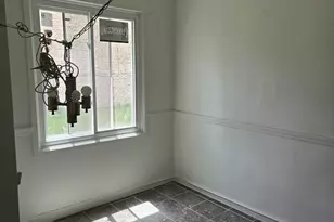 4923 N Pulaski Rd, Chicago, IL 60630 - Photo 11