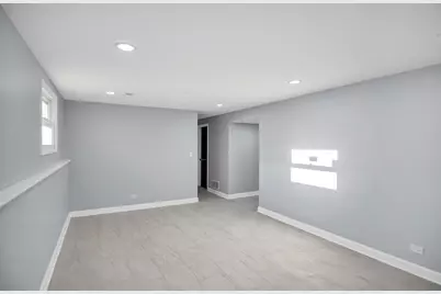 7031 Glenwood Lane, Hanover Park, IL 60133 - Photo 31