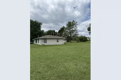 12877 E 2110 Road S, Pembroke Twp, IL 60958 - Photo 5