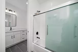 15W670 83rd St, Burr Ridge, IL 60527 - Photo 49