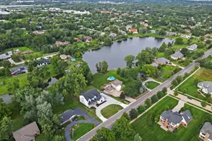 15W670 83rd St, Burr Ridge, IL 60527 - Photo 11