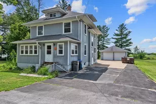 10N874 Rippburger Rd, Elgin, IL 60124 - Photo 3