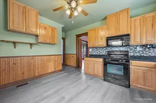 10N874 Rippburger Rd, Elgin, IL 60124 - Photo 17