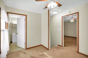 221 E 5th Ave, Rankin, IL 60960 - Photo 21