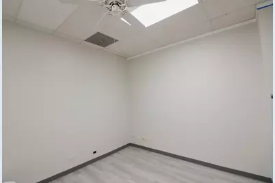 289 Peterson Road, Libertyville, IL 60048 - Photo 3