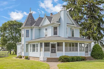 301 N Main Street, Herscher, IL 60941 - Photo 1