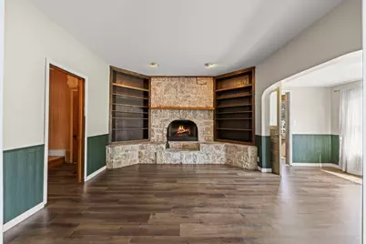 301 N Main Street, Herscher, IL 60941 - Photo 5