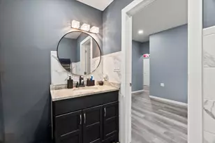 3711 W 56th Pl, Chicago, IL 60629 - Photo 17