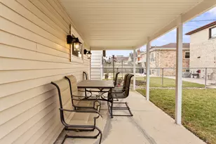 4567 N Merrimac Ave, Chicago, IL 60630 - Photo 25