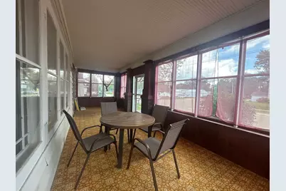 509 N Division Avenue, Polo, IL 61064 - Photo 3