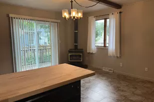 509 N Division Ave, Polo, IL 61064 - Photo 13