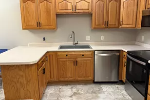 311 W Franklin St, Princeton, IL 61356 - Photo 7