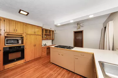 947 N 2nd Road, Dana, IL 61321 - Photo 7