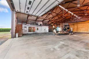 947 N 2nd Rd, Dana, IL 61321 - Photo 27