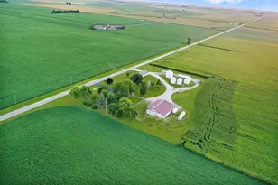 947 N 2nd Rd, Dana, IL 61321 - Photo 35