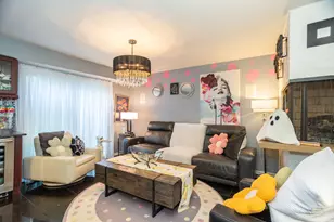 19W078 Ave Normandy N, Oak Brook, IL 60523 - Photo 9