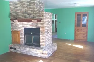 606 E Van Allen St, Tuscola, IL 61953 - Photo 13