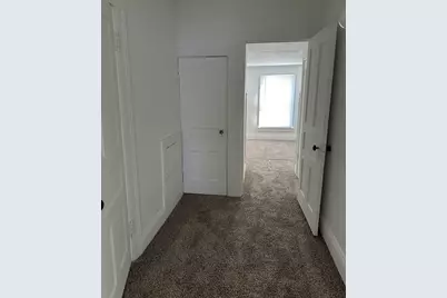 309 W Pleasant Street, Freeport, IL 61032 - Photo 21