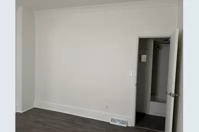 309 W Pleasant Street, Freeport, IL 61032 - Photo 29