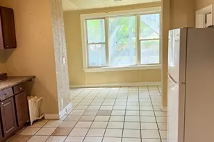 7047 S Eberhart Ave, Chicago, IL 60637 - Photo 11