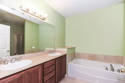 275 E Railroad Avenue #101, Bartlett, IL 60103 - Photo 15