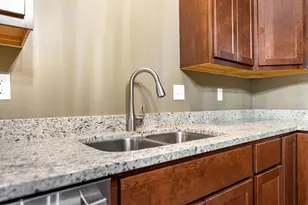 882 Fuller Ln, Belvidere, IL 61008 - Photo 9