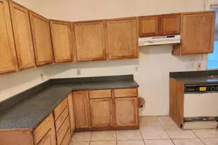 8 W 137th Pl, Riverdale, IL 60827 - Photo 7