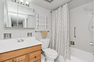 940 Holbrook Rd, Homewood, IL 60430 - Photo 9