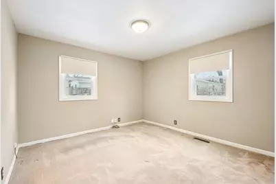 119 Fairway Road, Carpentersville, IL 60110 - Photo 13